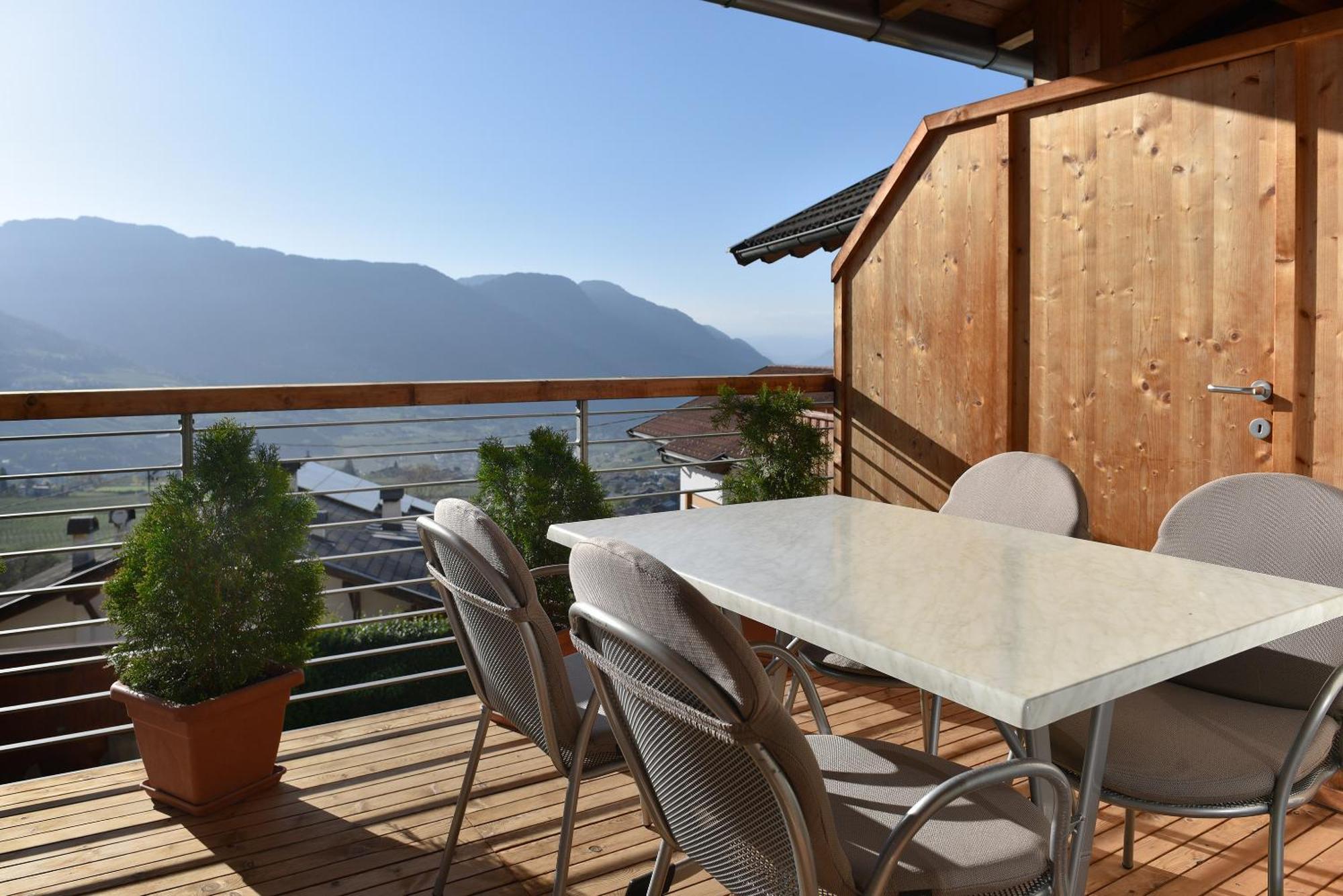 Haus Rosengarten Tirolo Luaran gambar